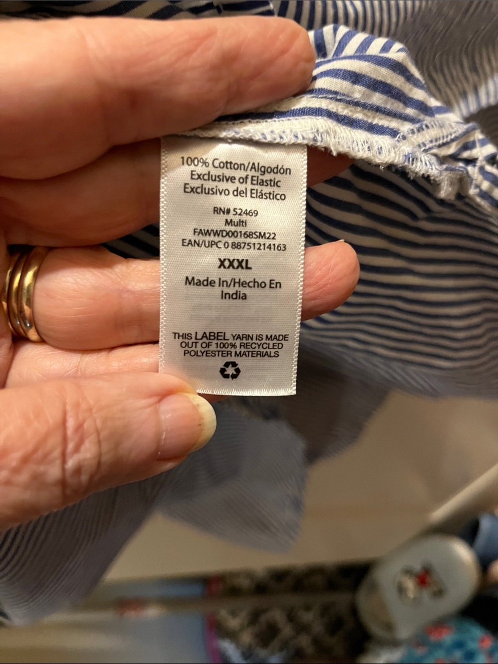 XXXL Free Assembly Women’s Blue/White smocked bodice Midi Dress with pockets! - Picture 4 of 6